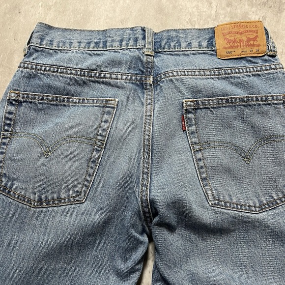 Levis 550 Jeans Mens 16 28x28 Blue Denim Relaxed Fit Straight Leg Cotton Zip Fly - Picture 8 of 11